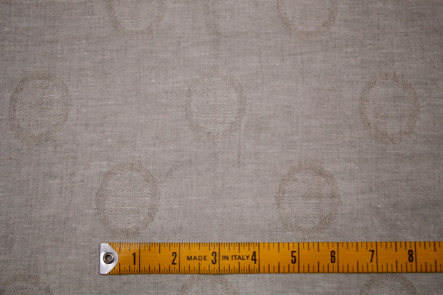 String Ring Around Jacquard Linen - Image 2