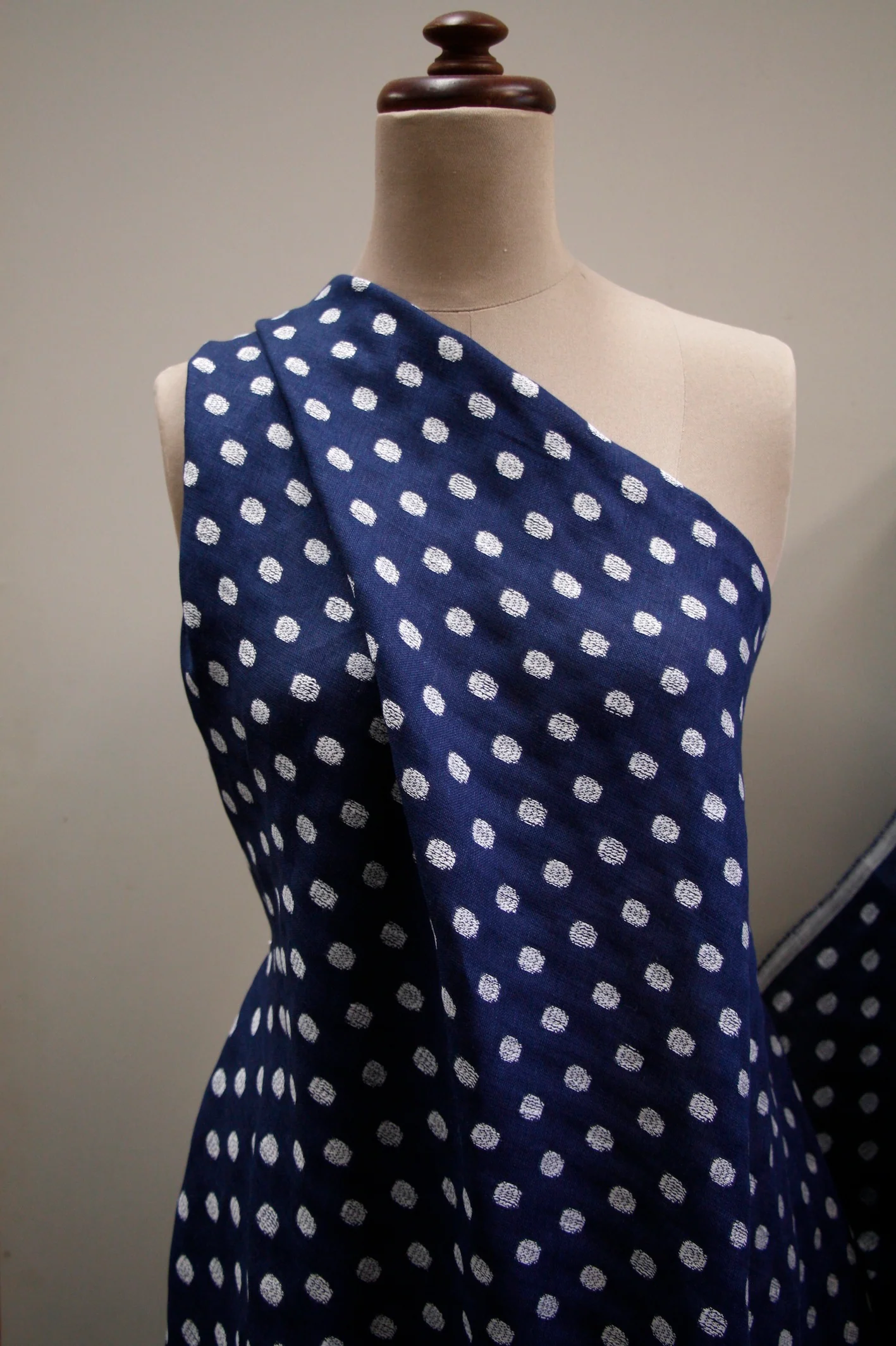Stylized Blue Vein - Image 5