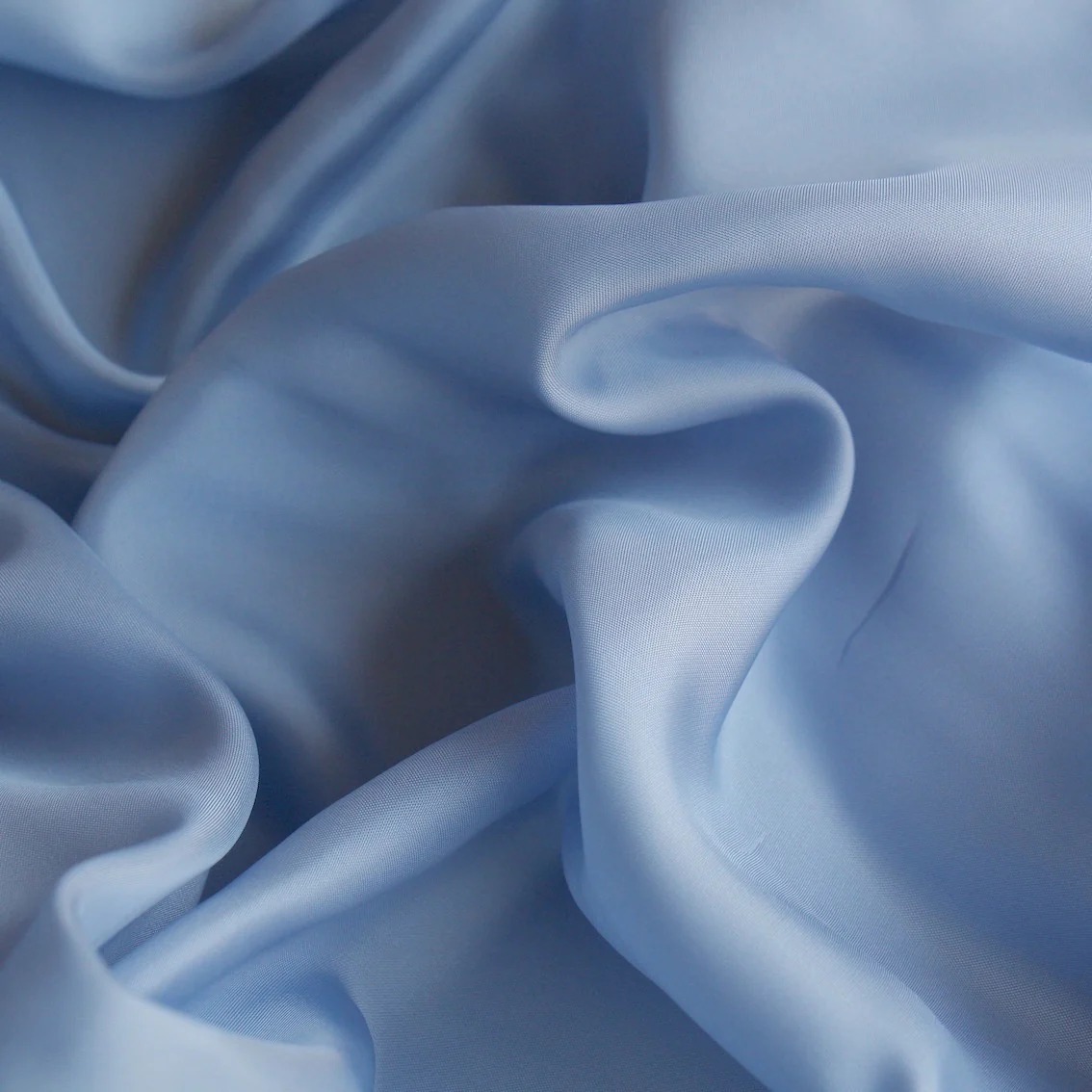 Cornflour Rayon Lining (137cm wide) - Image 2