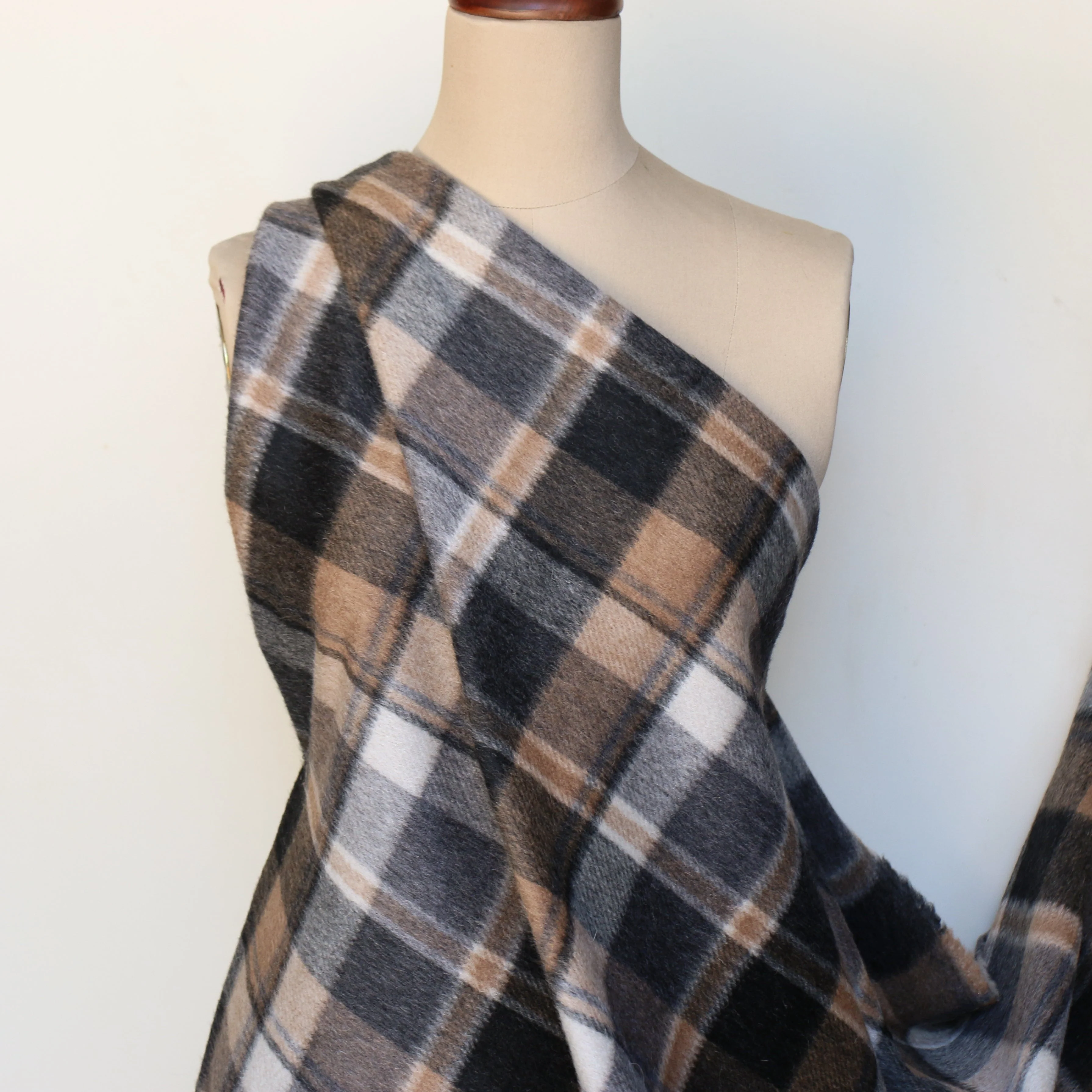 Cortina Check Grey/Camel Coating - Image 5