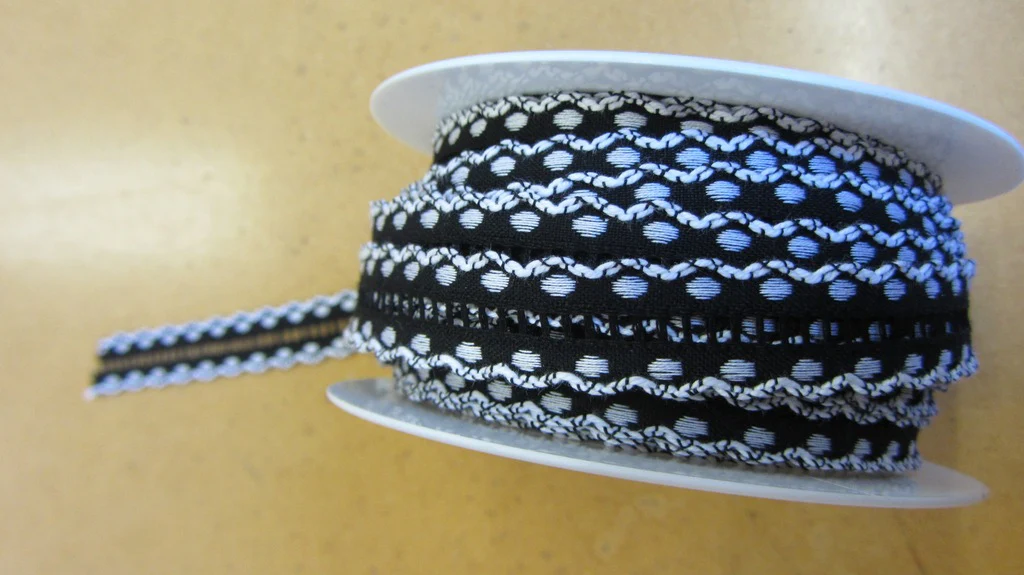 Corynthe Trim - Black/White - Image 2