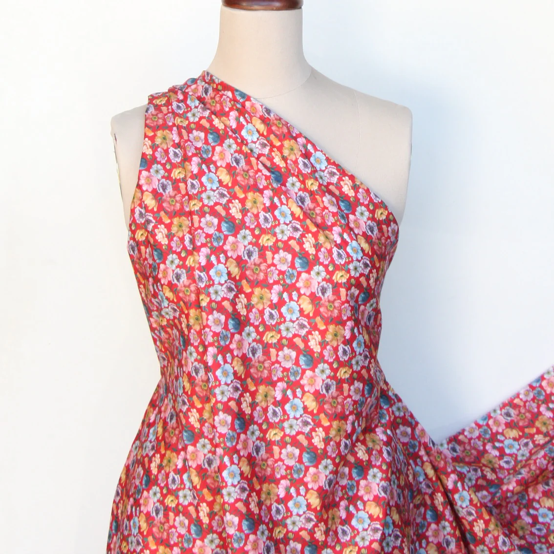 Cosmos - Liberty Tana Lawn™ - Image 6