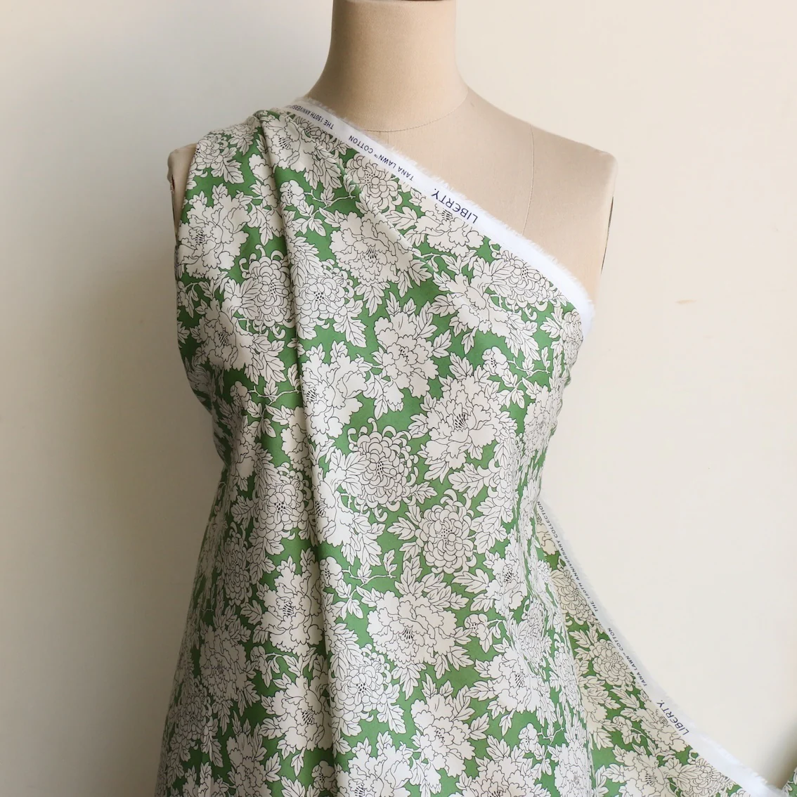 Costume - Liberty Tana Lawn - Image 5