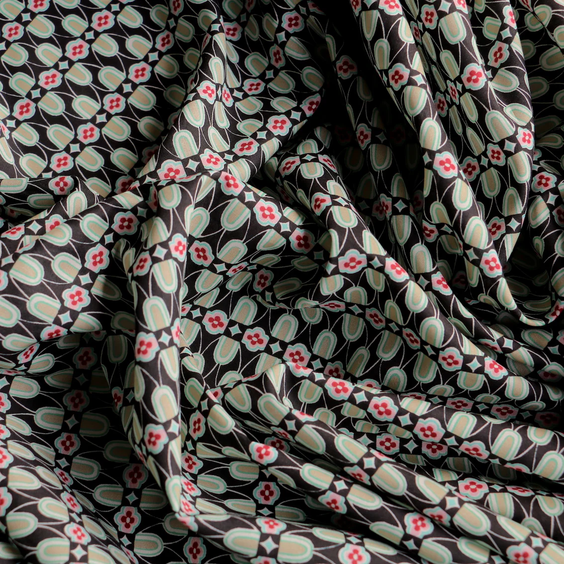 Crochet Liberty Tana Lawn™ - Image 2