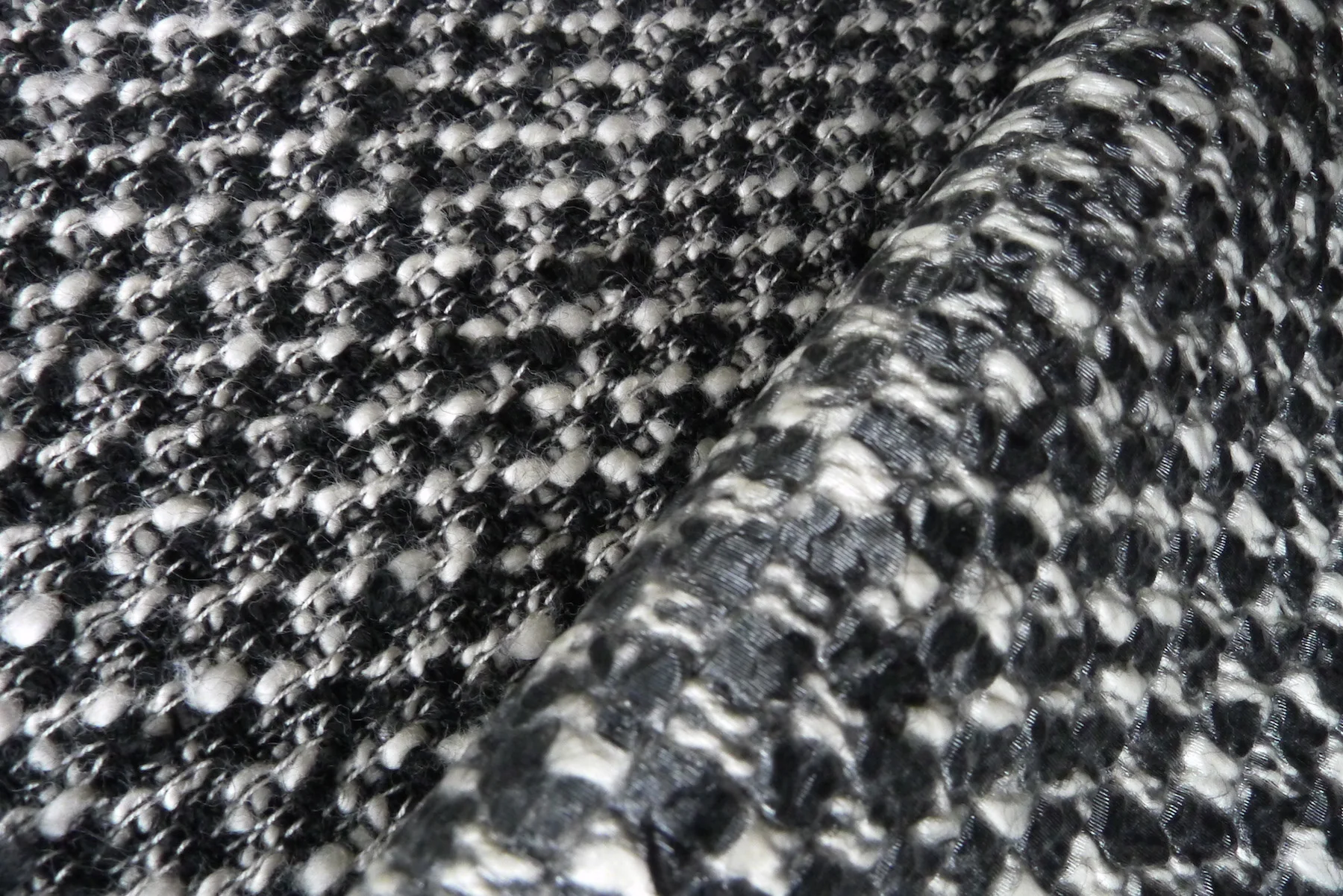 Crosswalk Hazzard Boucle - Image 3