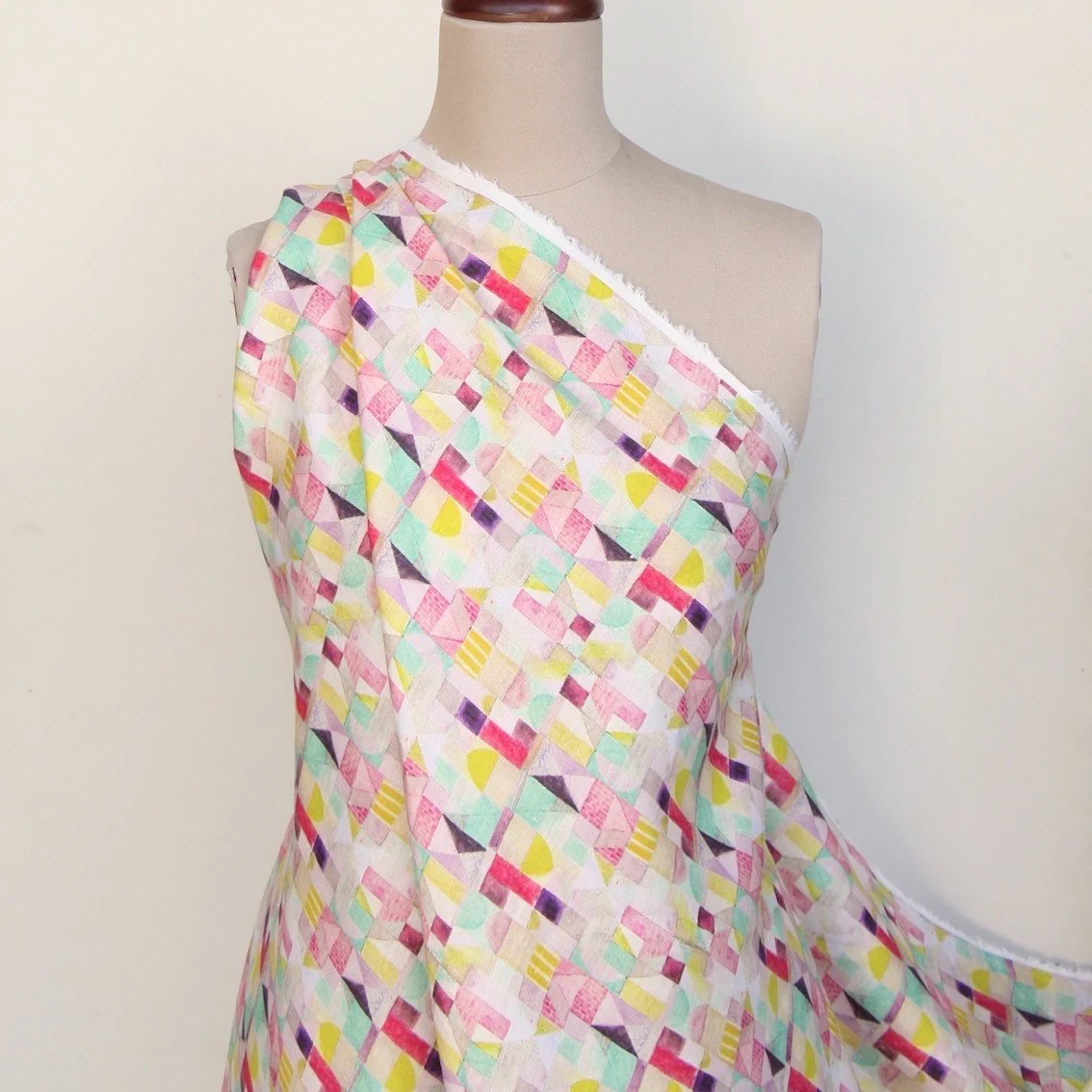 Cubic Pink Washed Linen - Image 5