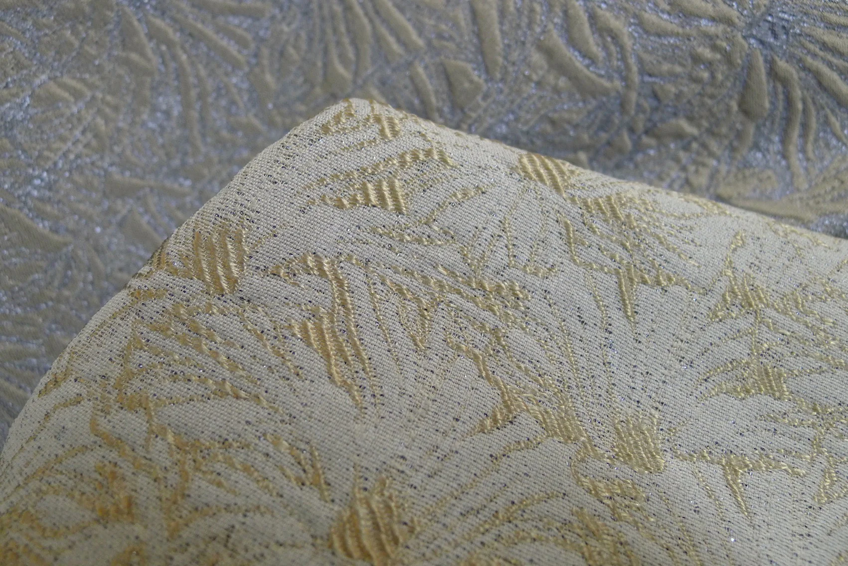 Daisie Hileynth Jacquard - Image 4