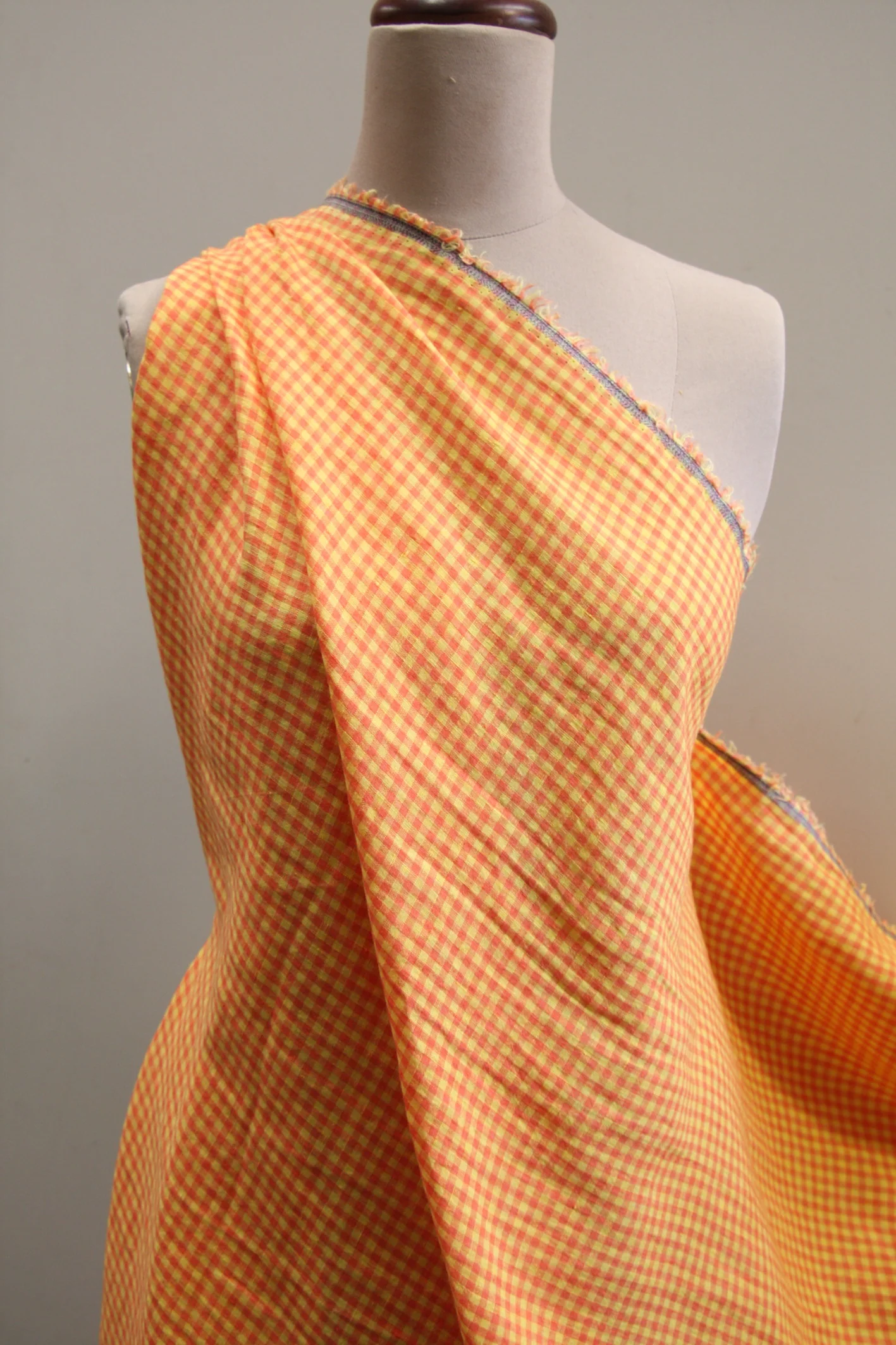 Daisy Check Washed Linen - Image 5