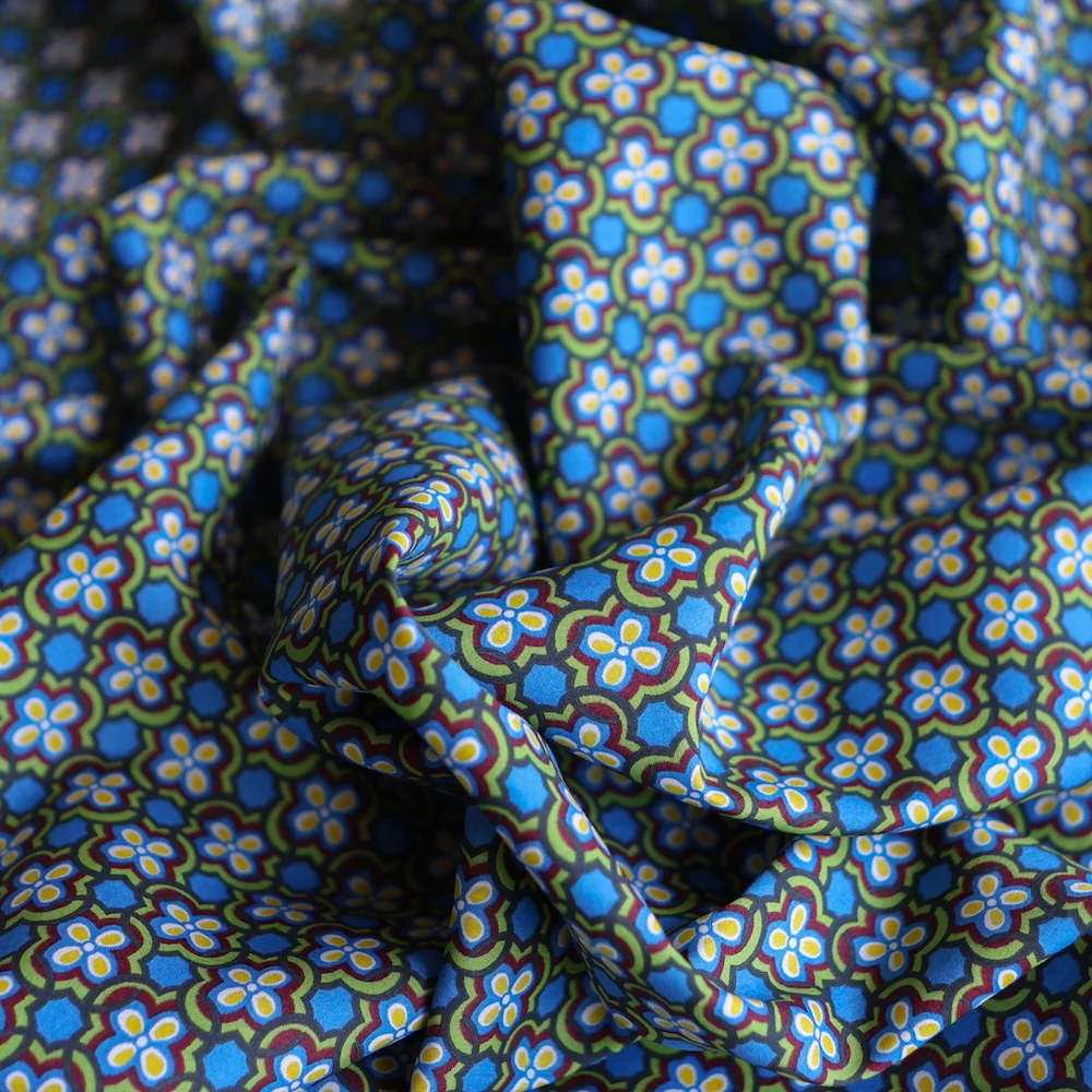 Daisy Link - Liberty Tana Lawn - Image 2