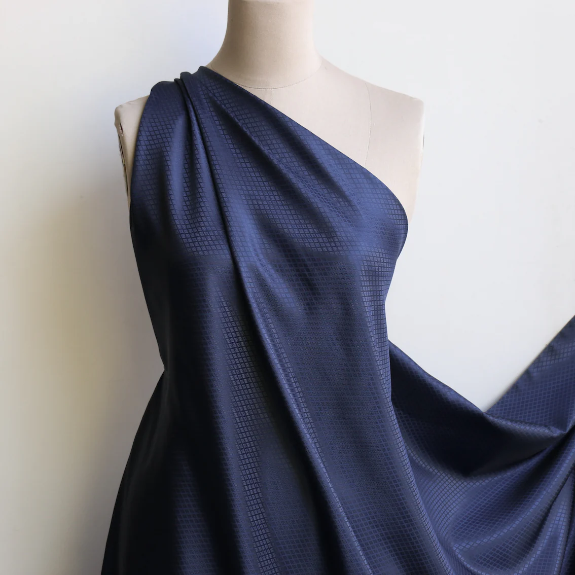 Diamante Navy - Fancy Lining - Image 4