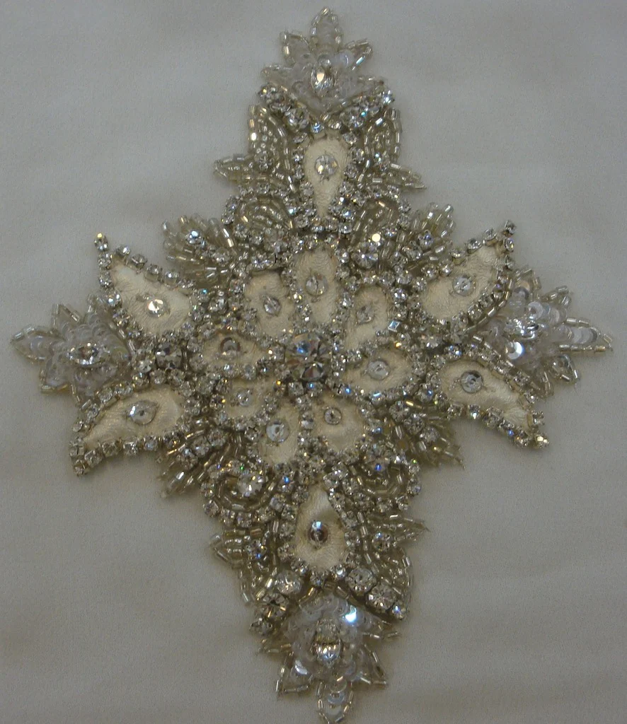Diamante Sequinned Motif -24340