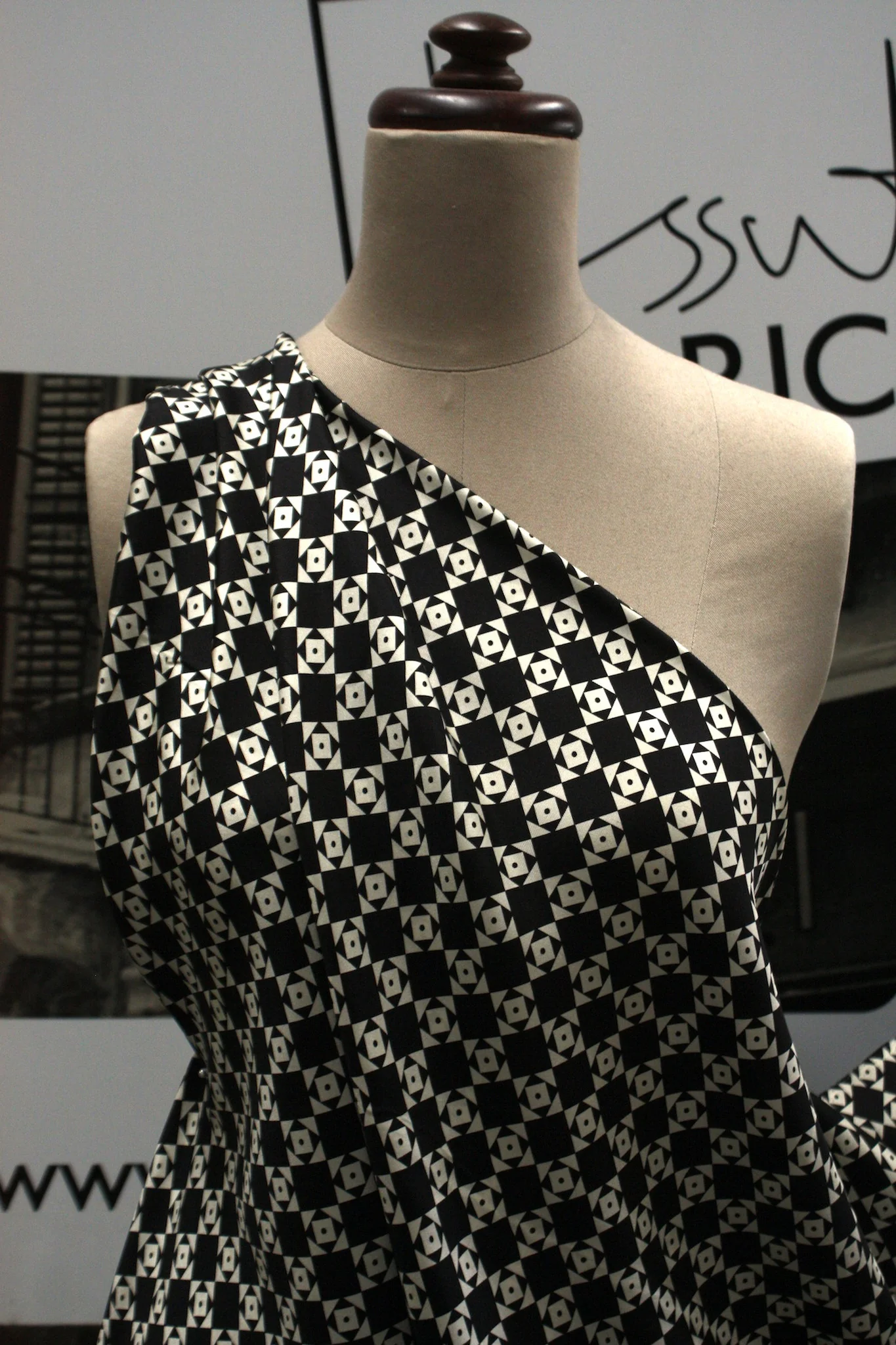 Diamond Squared Dot - Image 5