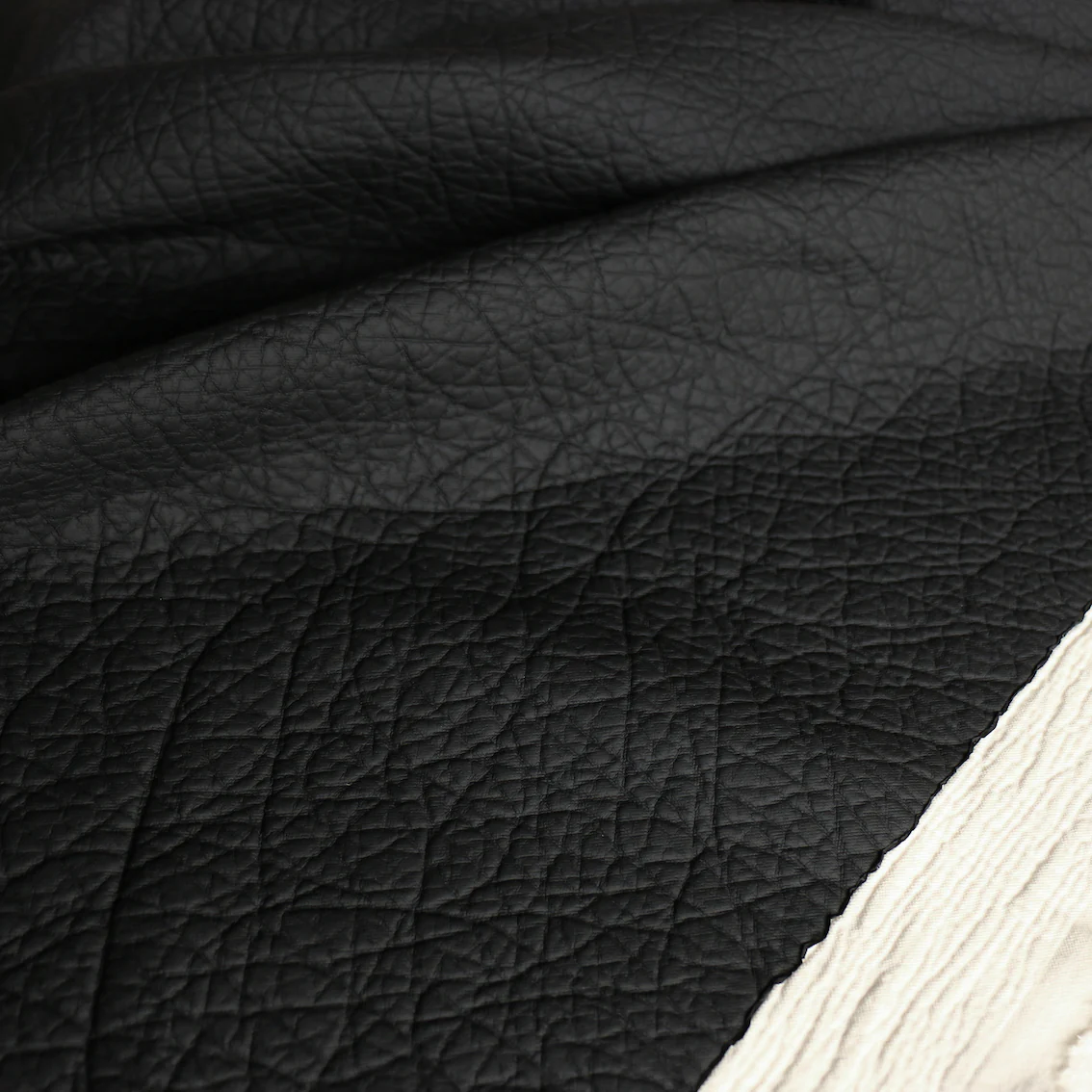 Distressed Look Nero - Faux Leather - Image 3