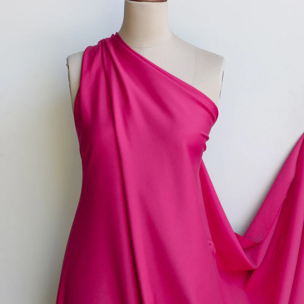 Donna Fuchsia Lightweight Ponti - Image 4