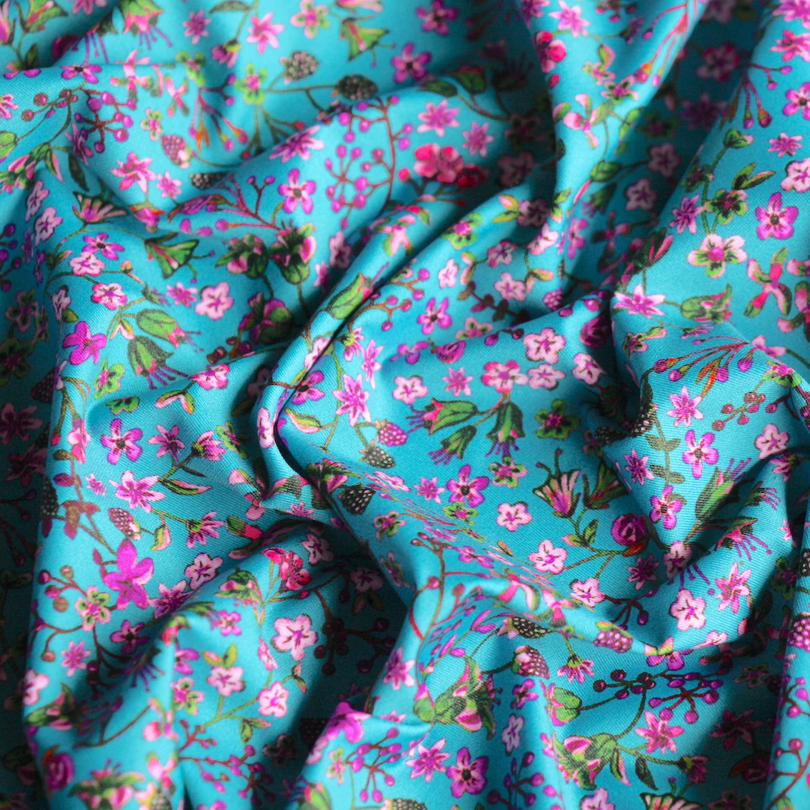 Donna Leigh Blue - Liberty Corsica Swim - Image 3