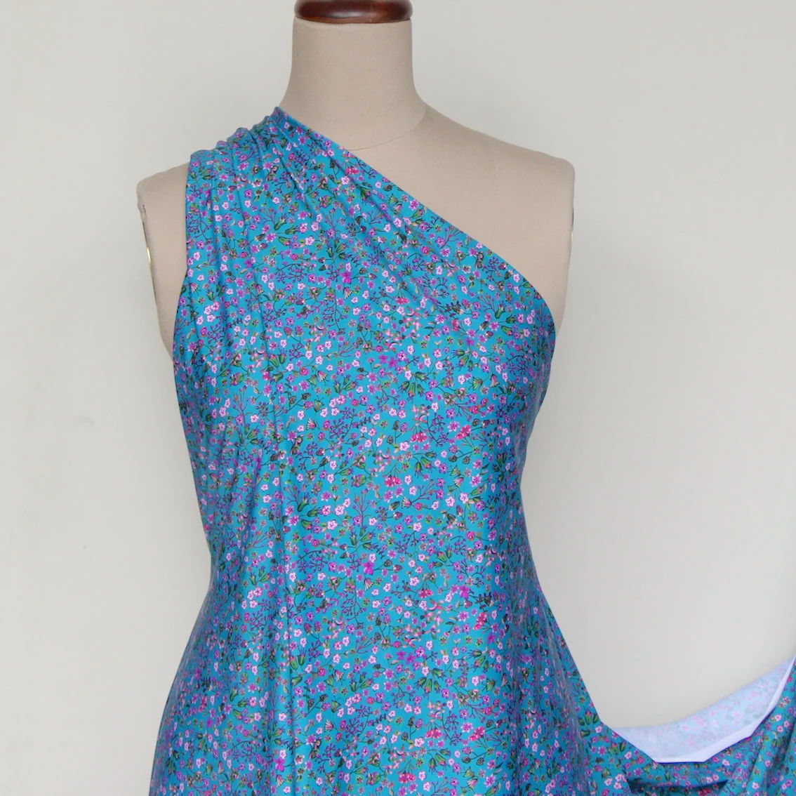 Donna Leigh Blue - Liberty Corsica Swim - Image 4