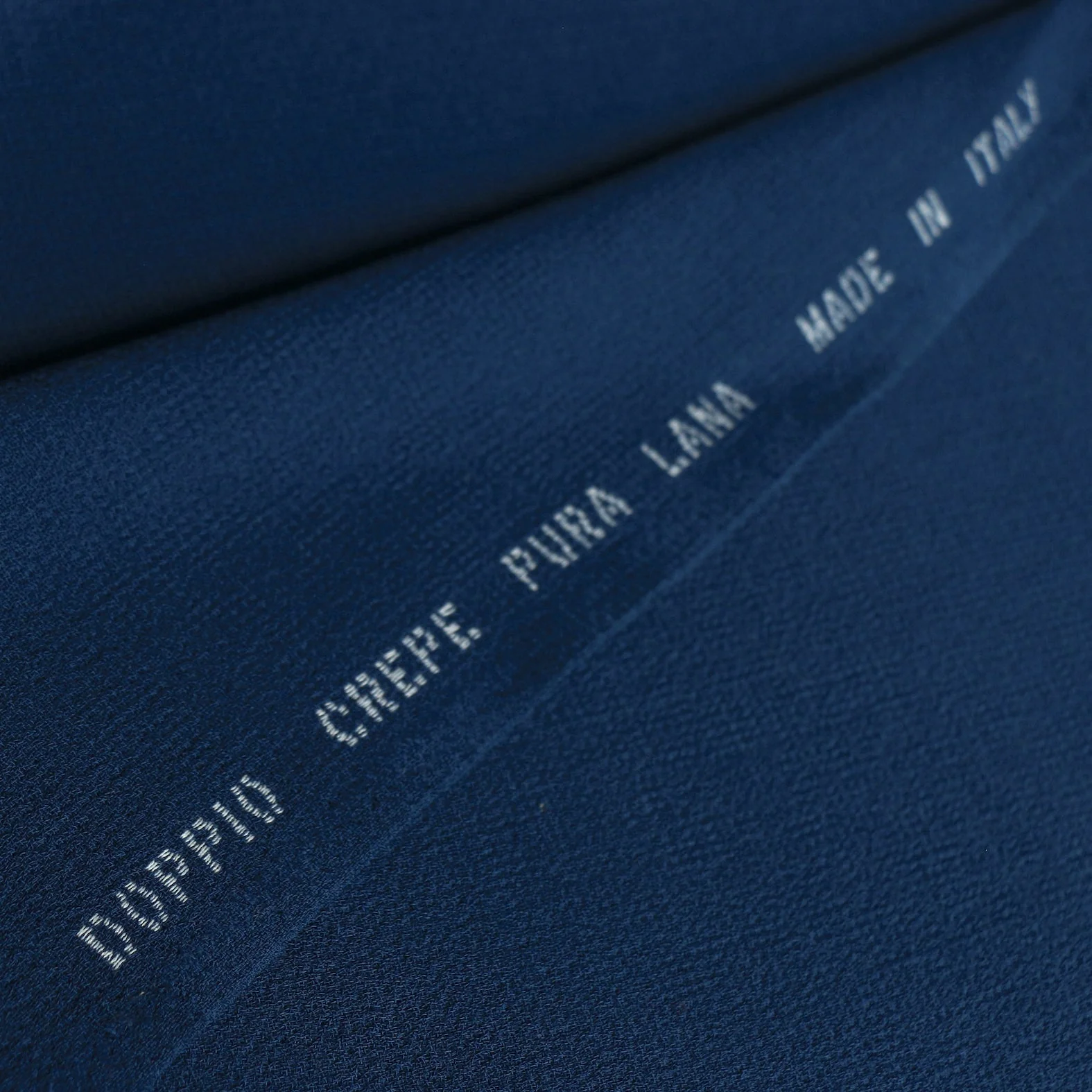Doppio Crepe Aegean Blue - Image 3