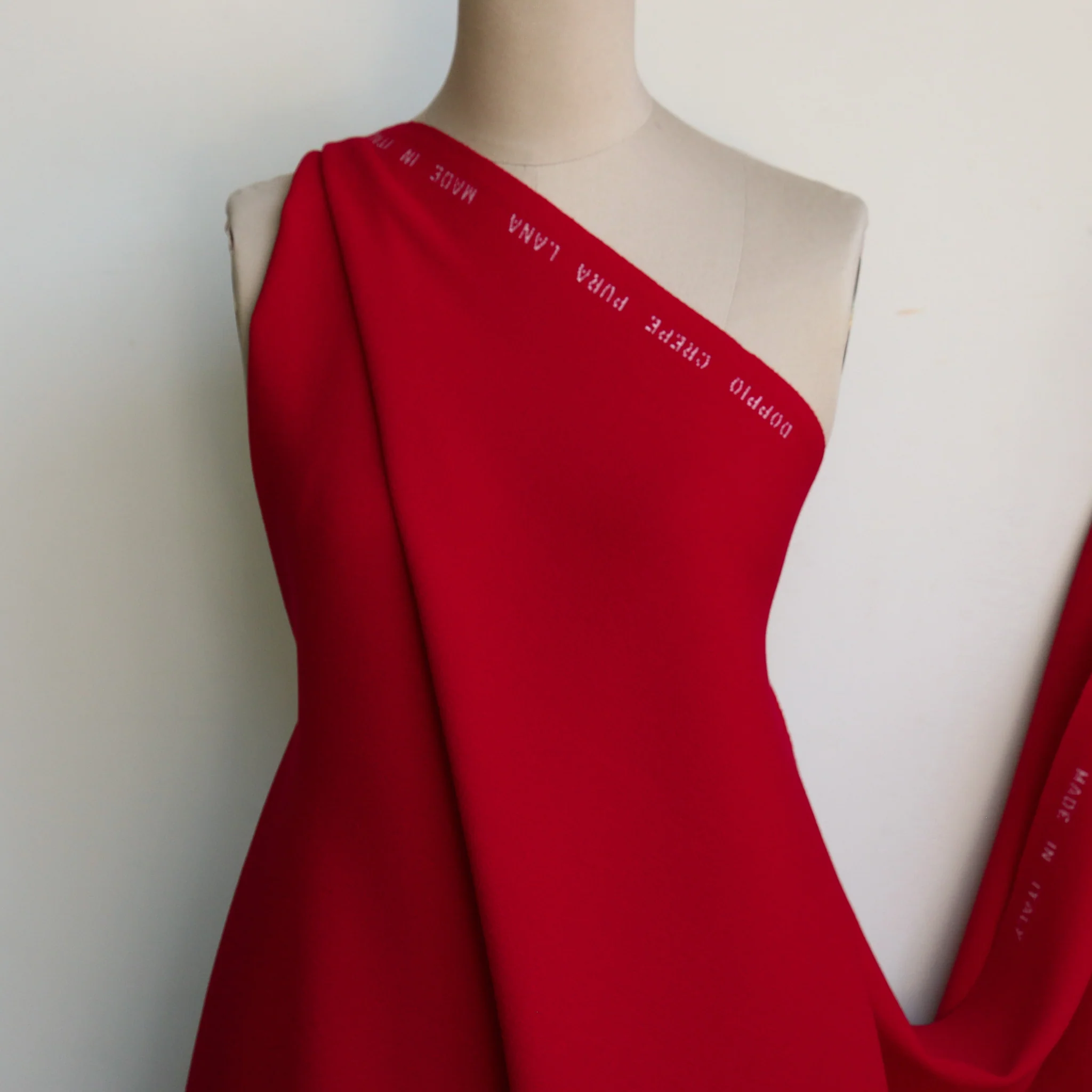 Doppio Crepe Chilli Red - Image 3