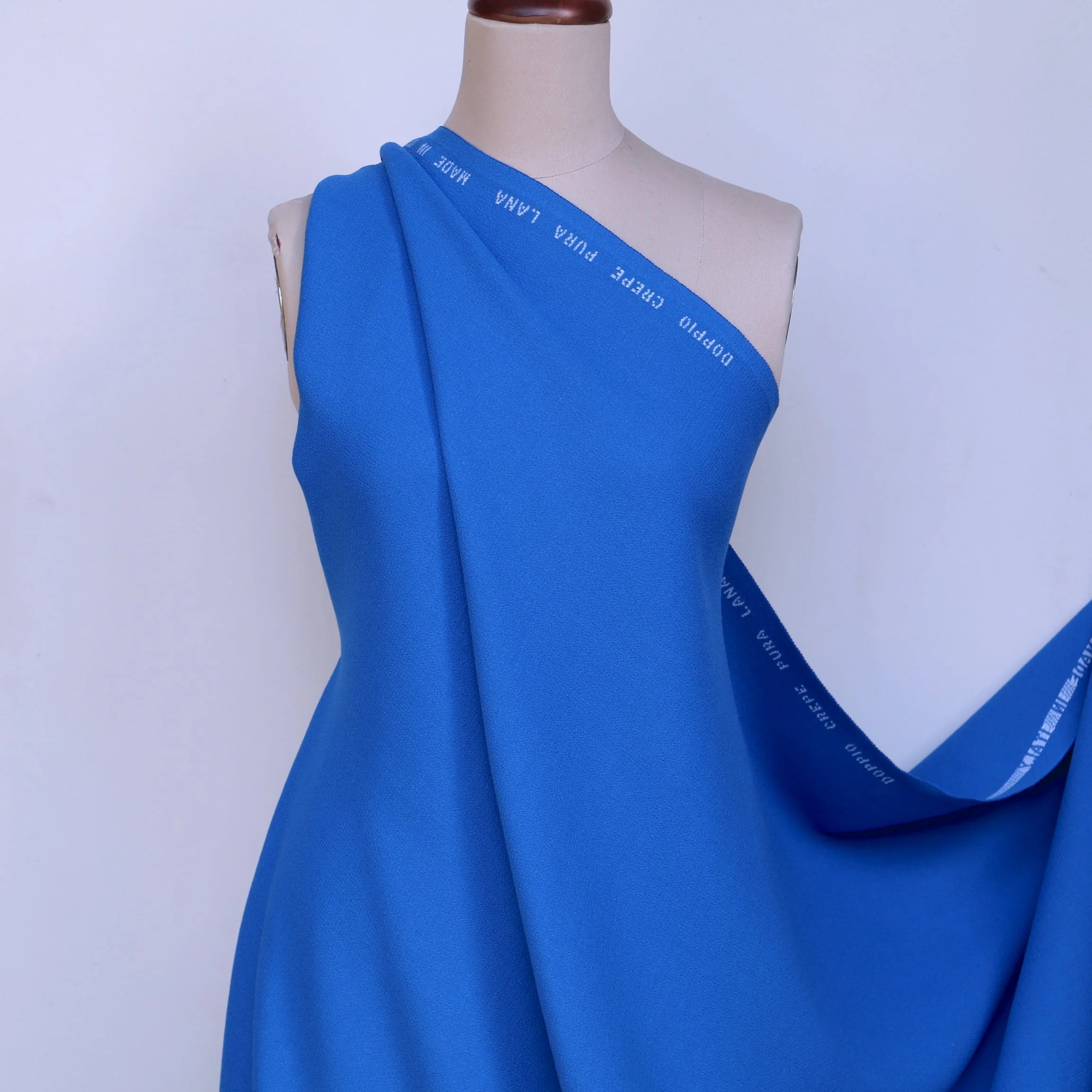Doppio Crepe Sapphire - Image 4