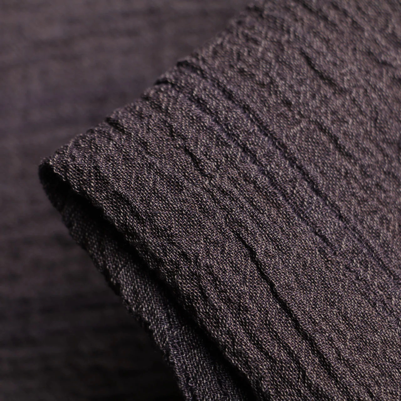 Double Line Dark - Crinkle Linen