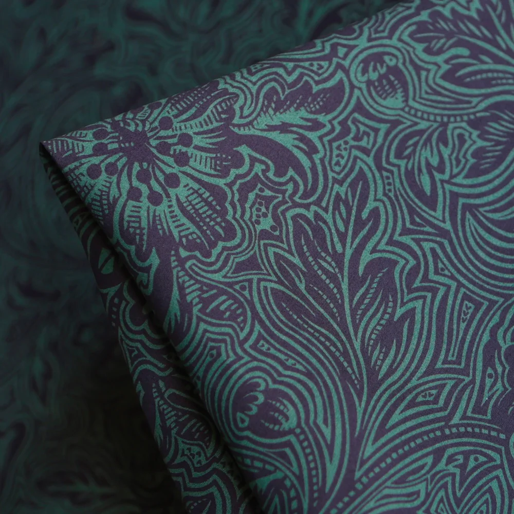 Dramatic Bloom Teal/Navy Liberty Tana Lawnâ˘
