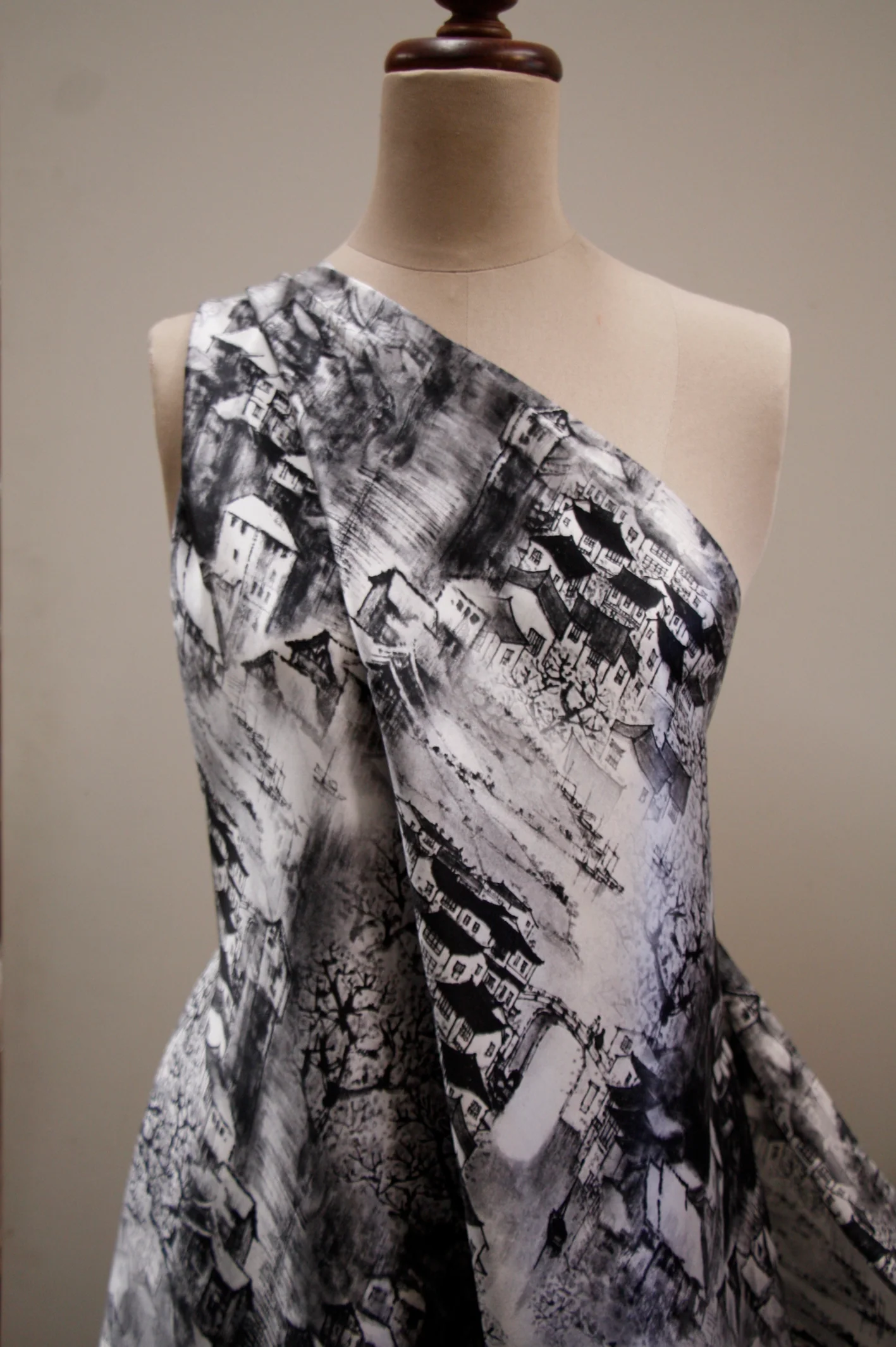 Dreaming Of Tokyo - Silk Satin - Image 5