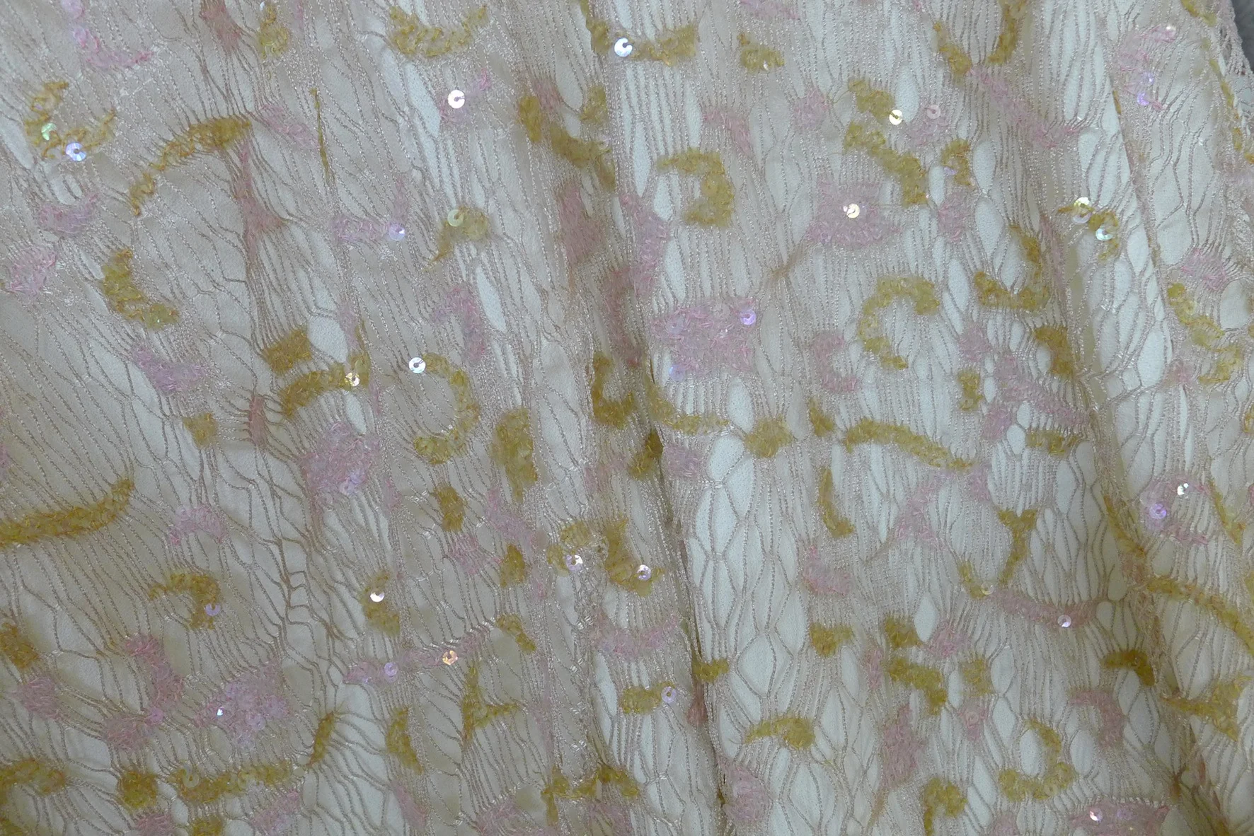 Dusty Pink Lace - Image 4