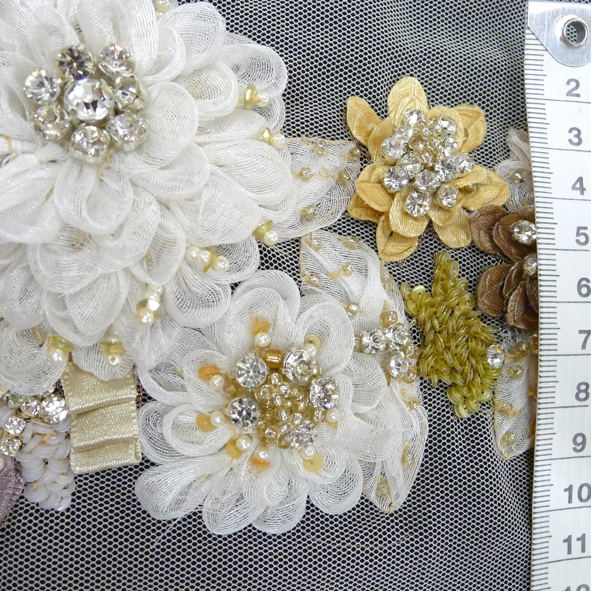 Earthy Flower Trim - Image 4
