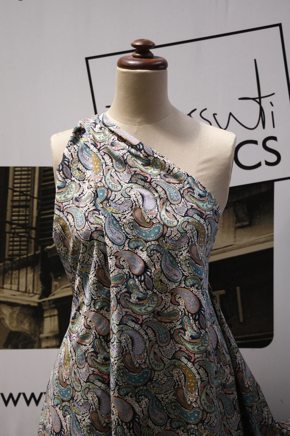 Eastern Voyage - Liberty Of London - Image 5