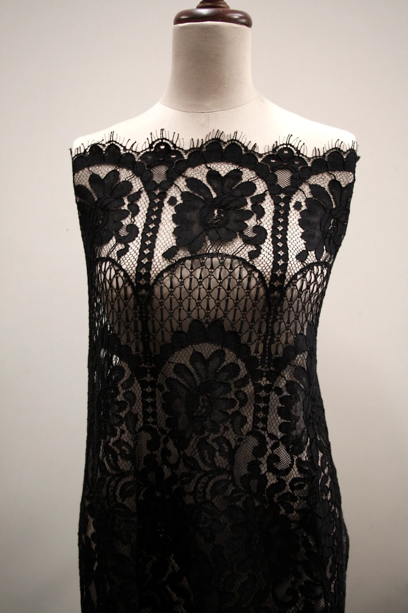 Ebony Corded Lace - Image 3