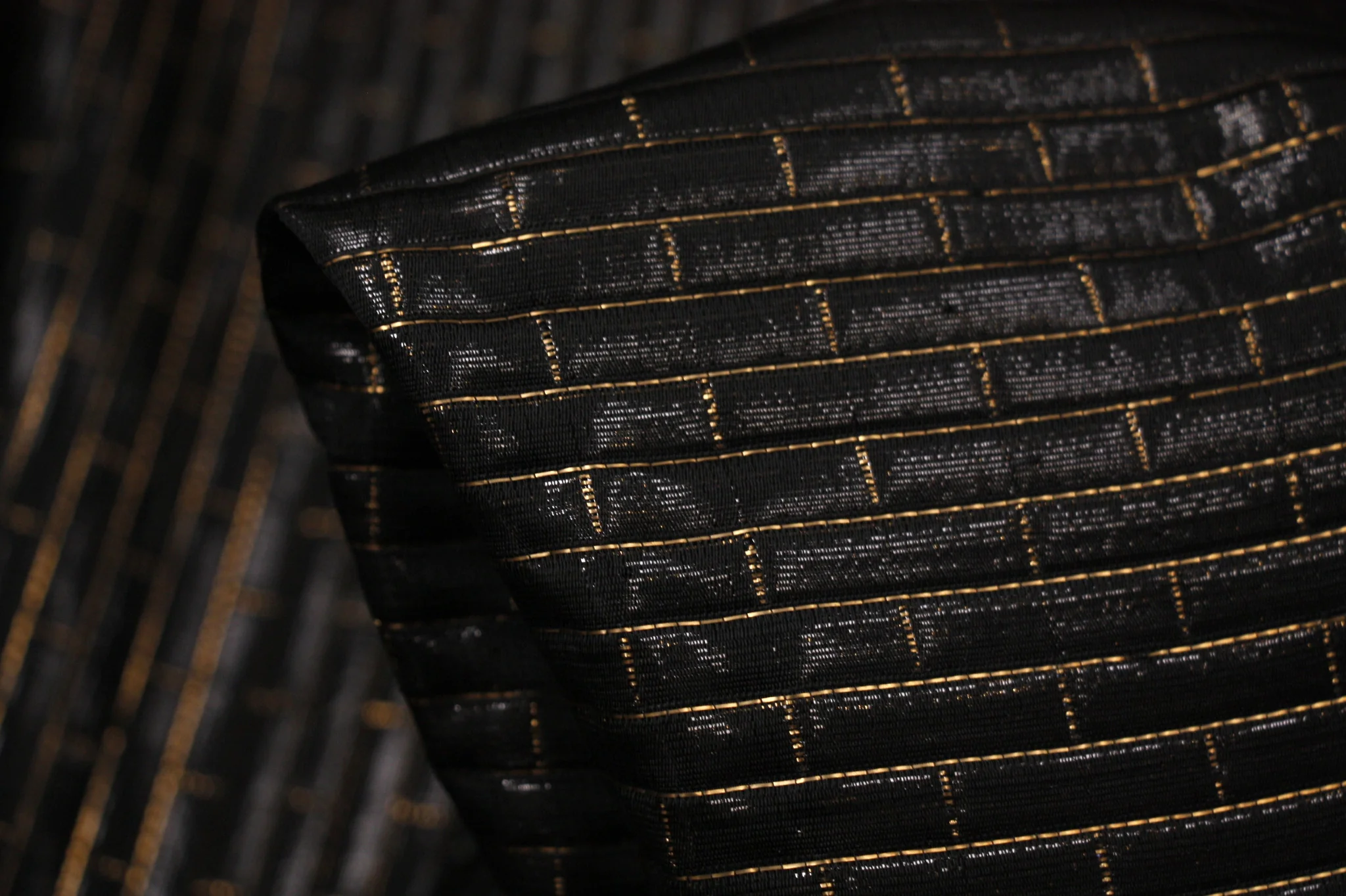 Ebony Gold Mortar