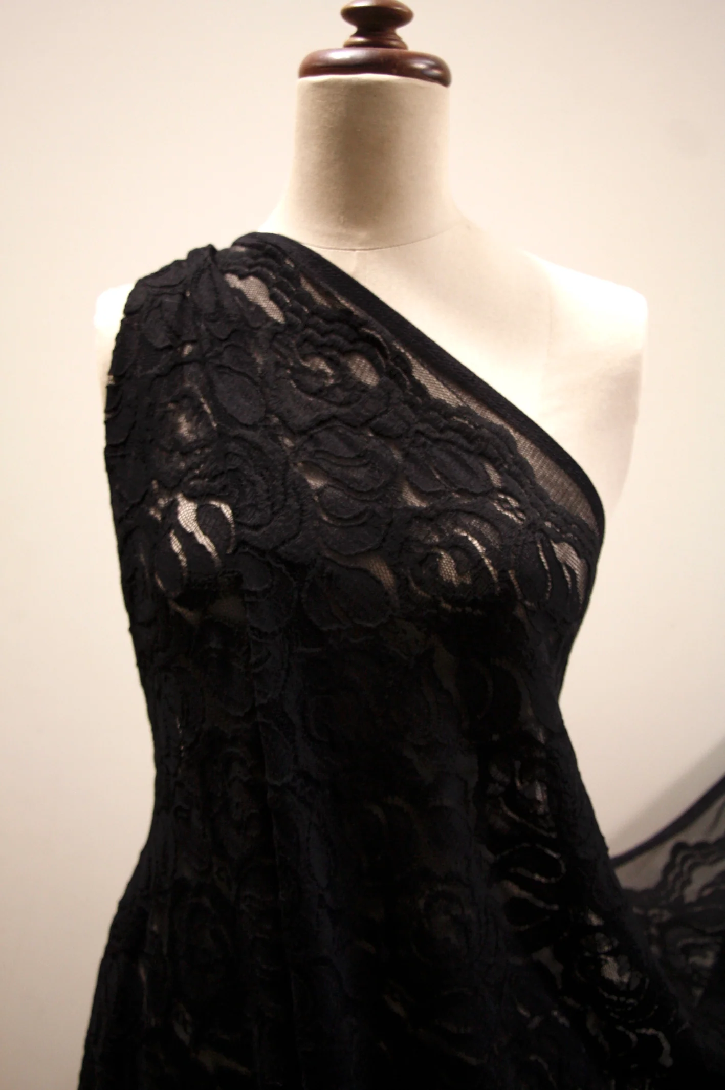 Ebony Rose Lace - Image 6