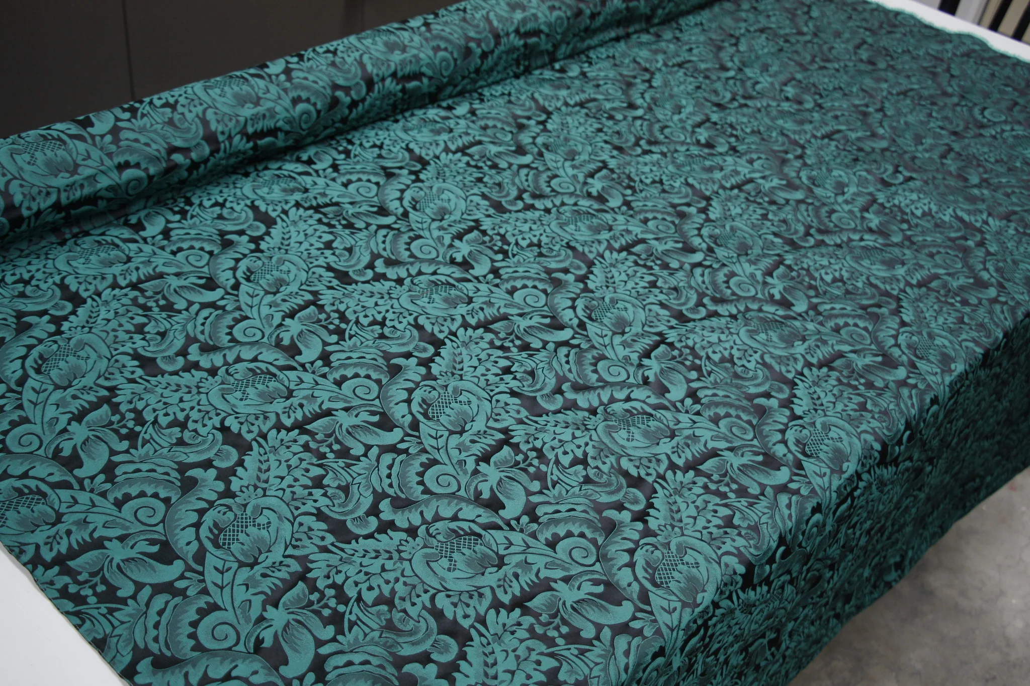 Emerald Renaissance Jacquard - Image 3
