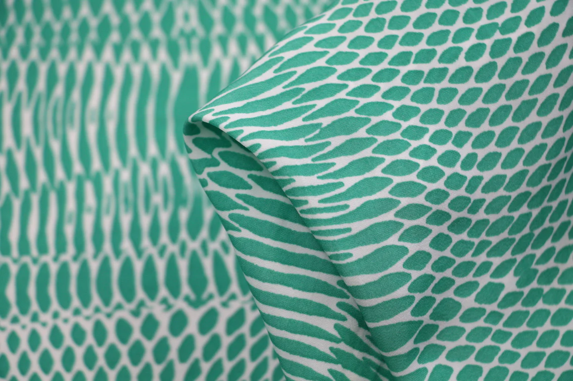 Emerald Snaking