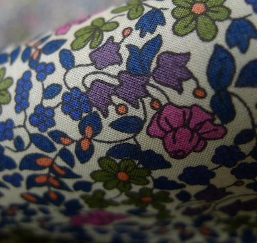 Emilia's Flowers Pink - Image 3