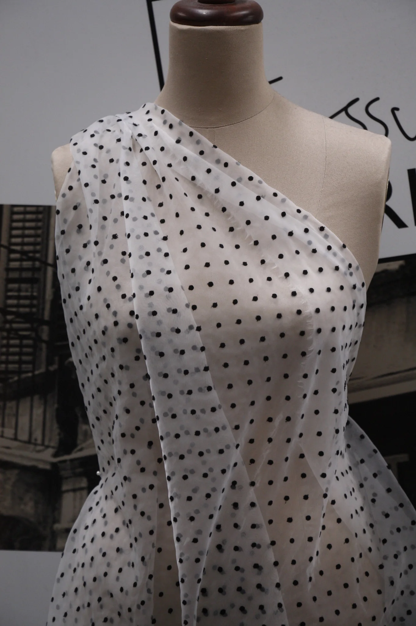 Emmanuelle Spot - Image 5