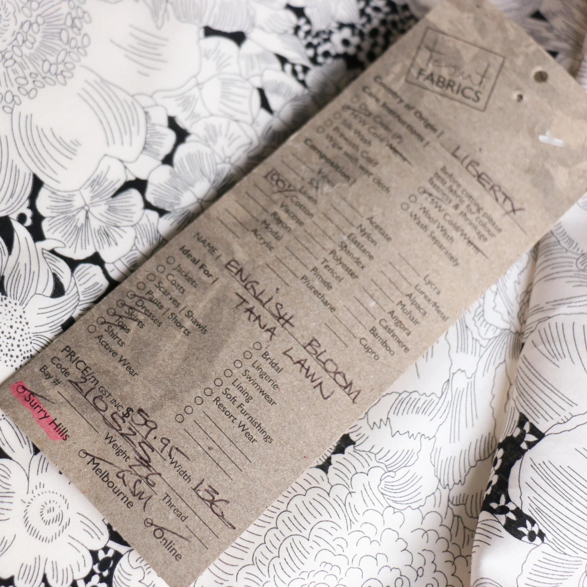 English Bloom - Liberty Tana Lawn™ - Image 4