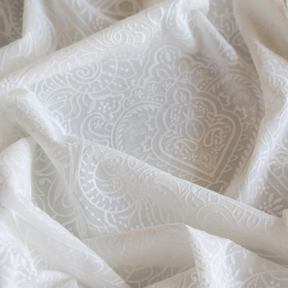 Enigma Voile Broderie Anglaise - Image 2