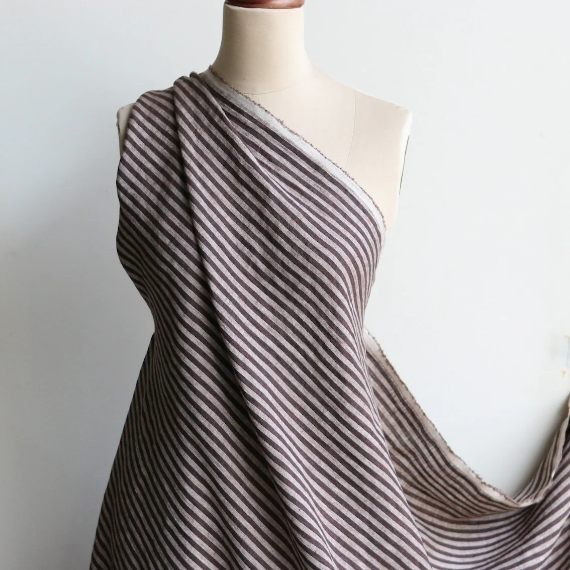 Esme Bistre Linen - Image 4