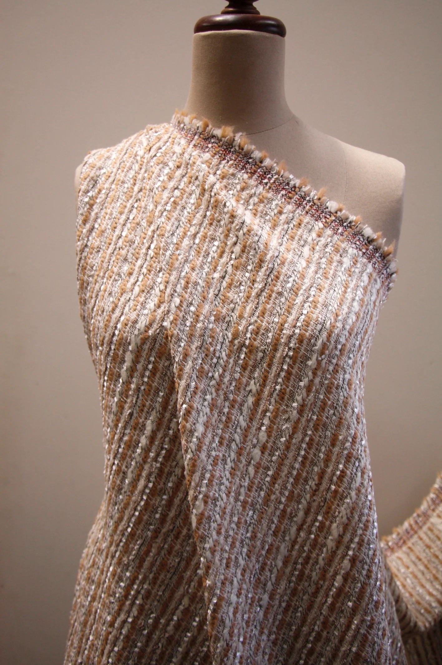 Esterhazy Tweed - Image 5