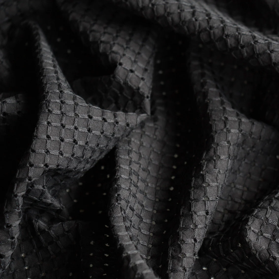 Eyelet Spot Black - Image 2