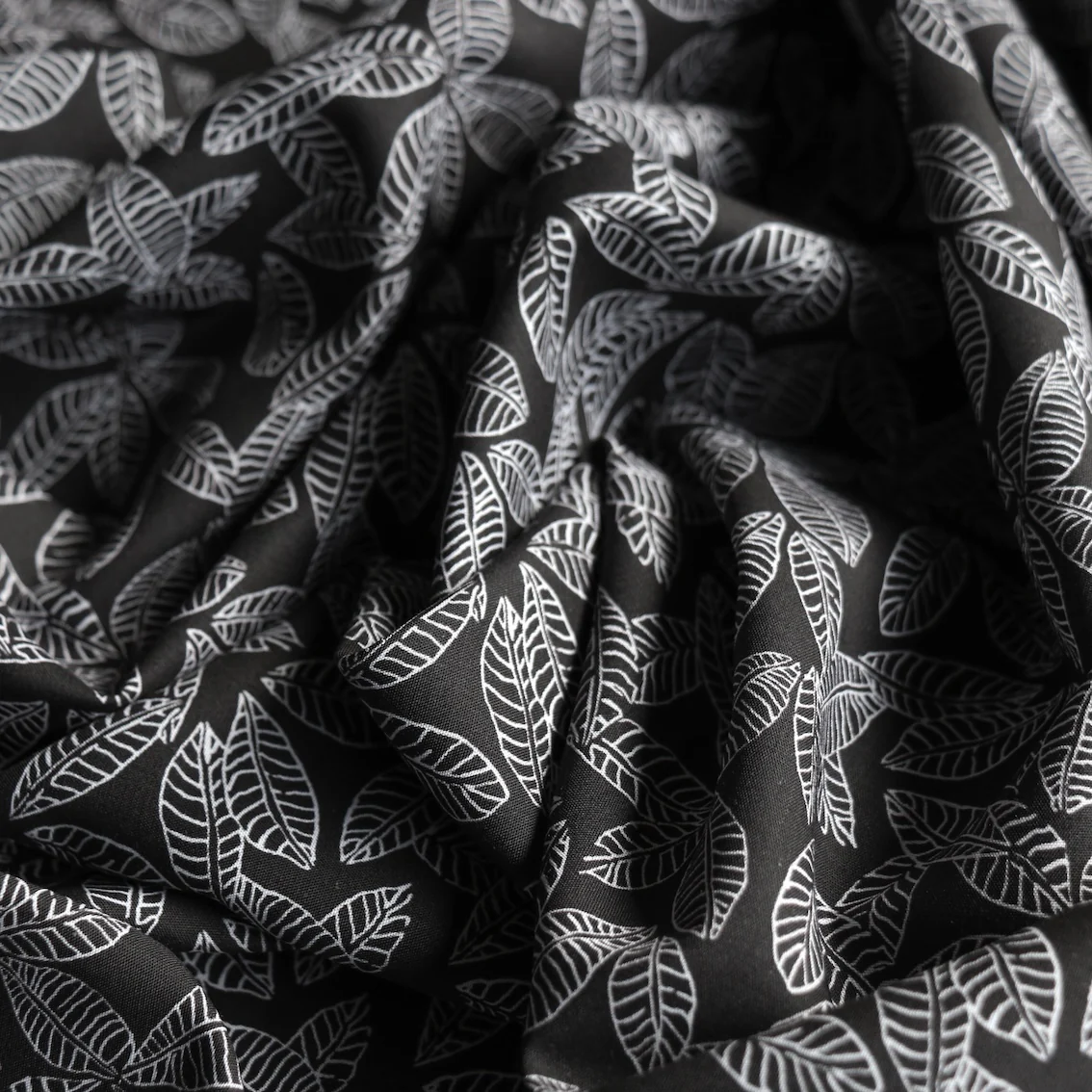 Falling Leaves Voile - Image 2