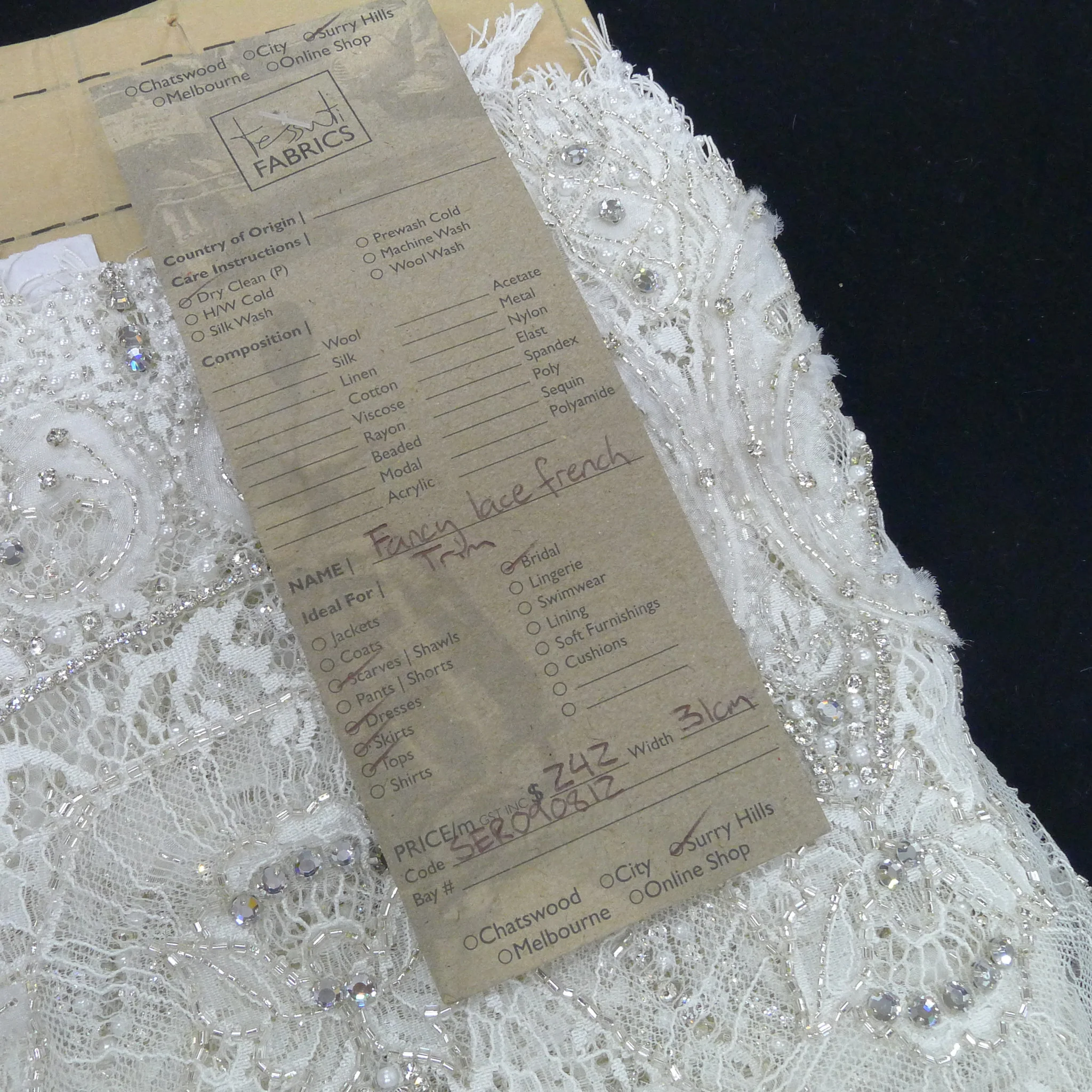 Fancy French Lace Trim - Image 7