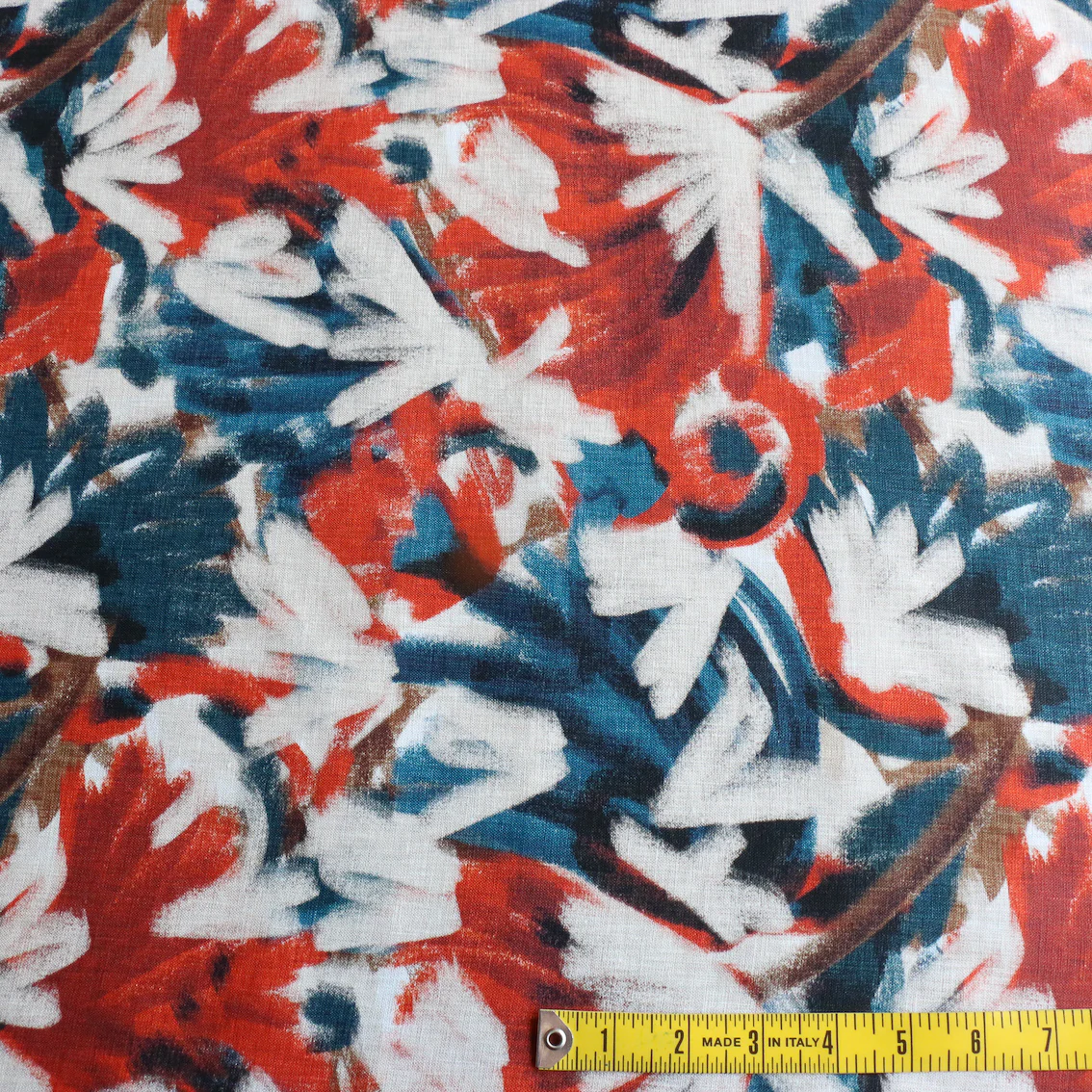 Fanfare Garden Printed Linen - Image 3