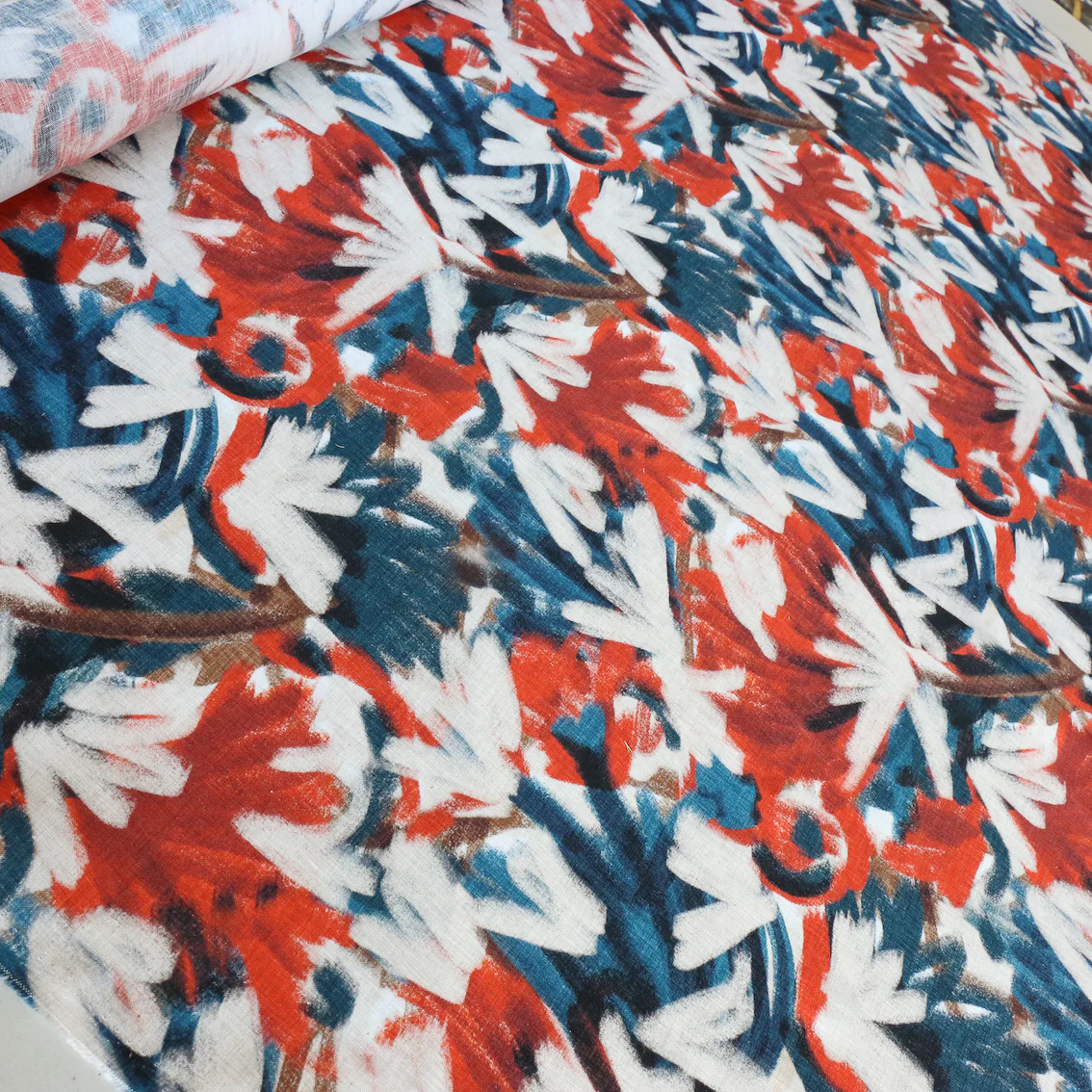 Fanfare Garden Printed Linen - Image 4