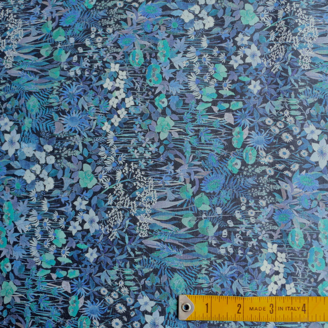 Faria Flowers Blue - Liberty Sycamore Linen - Image 3