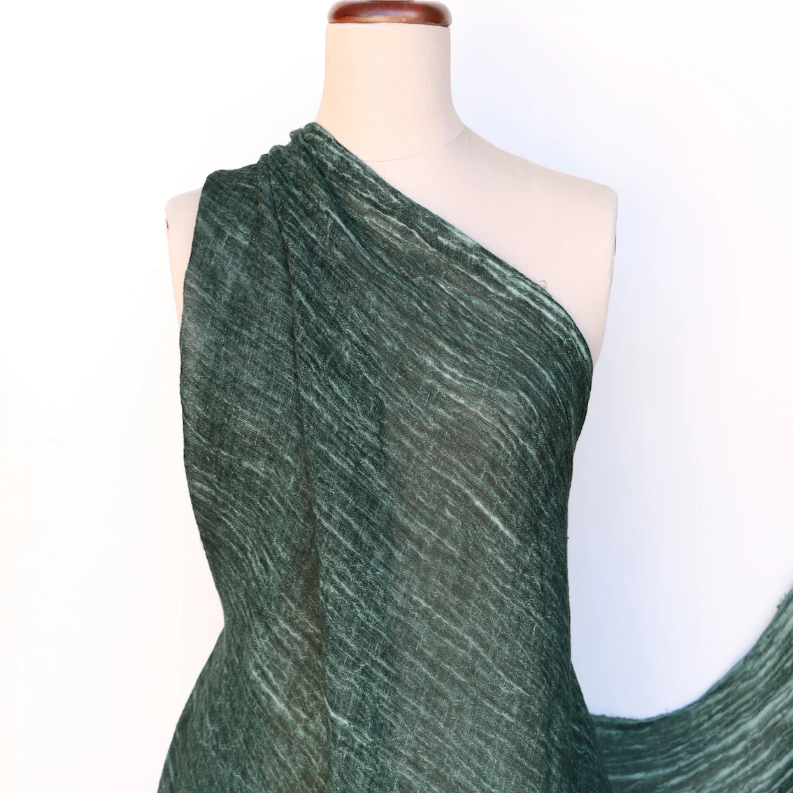 Faro Green Tie-dyed Crinkle Linen - Image 3