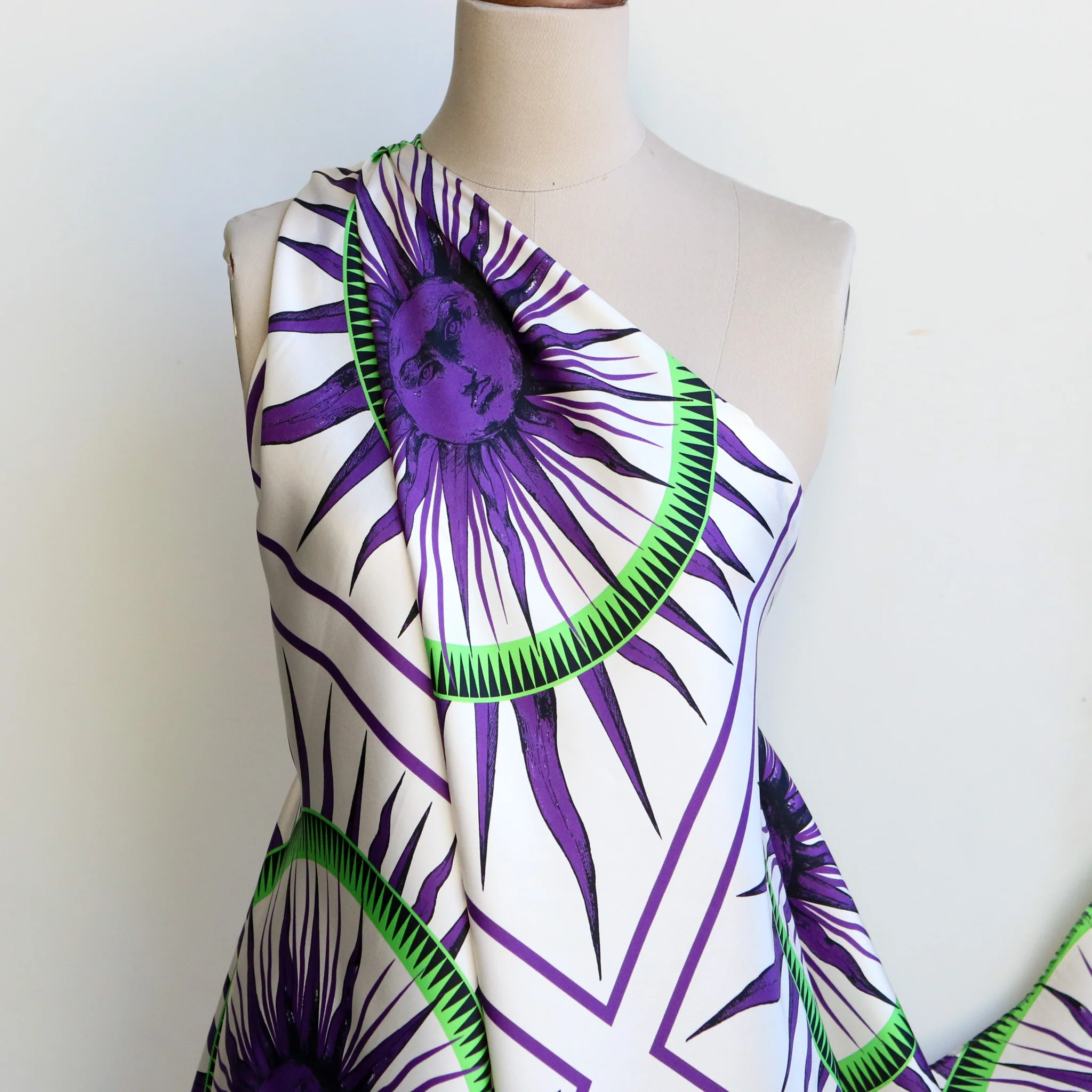 Fausto Sun Cream Silk Twill - Panel Print - Image 4