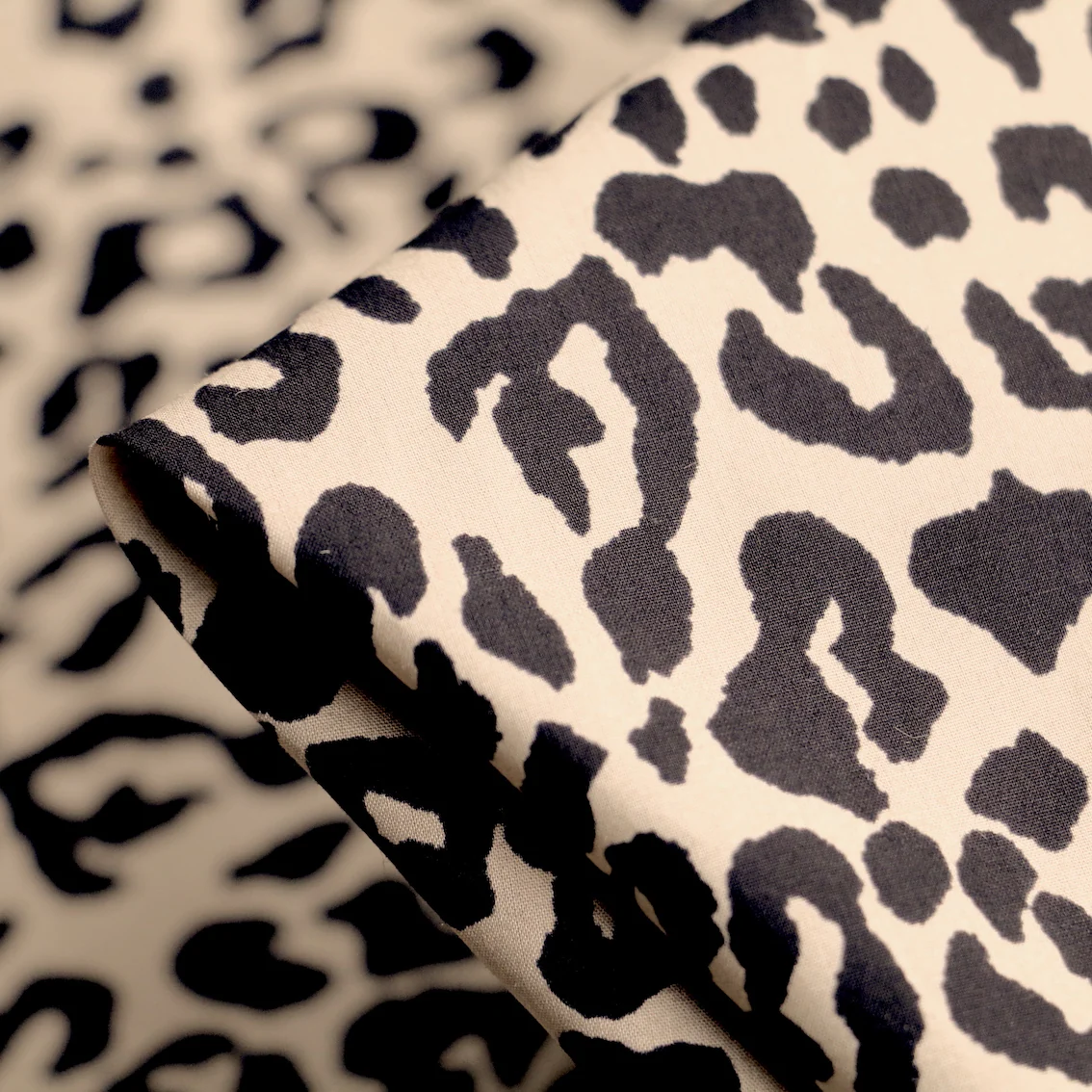 Feline Features Cotton Poplin