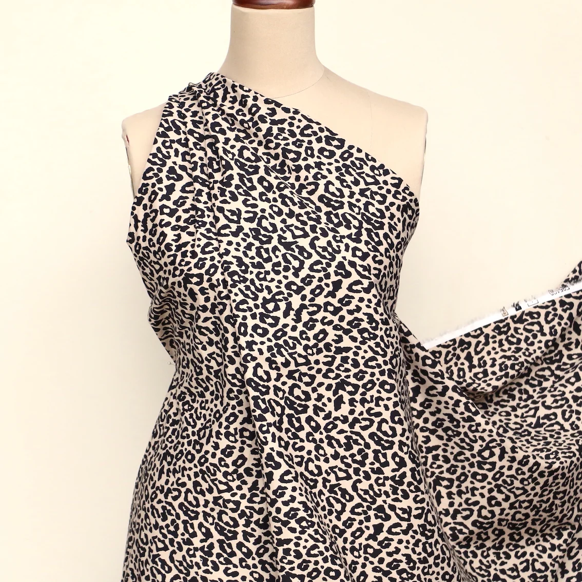 Feline Features Cotton Poplin - Image 6